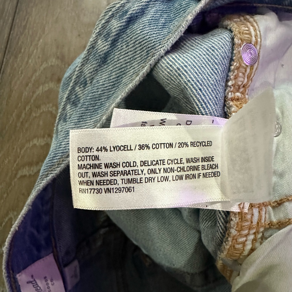 Universal Thread 90’s Baggy Jeans NWT - Picture 9 of 11